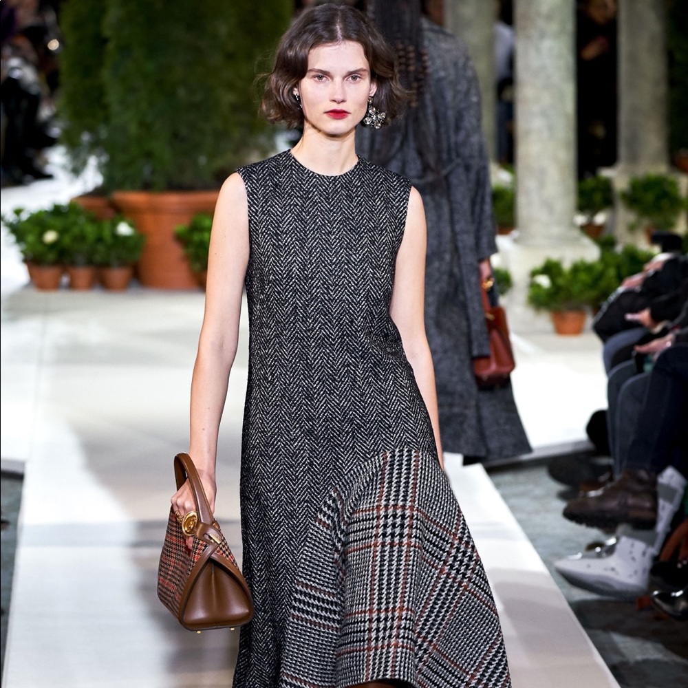 Oscar de la Renta Wool Runway Dress